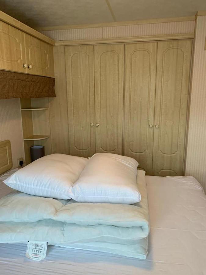 Отель 6 Berth The Wolds Salisbury Addlethorpe Экстерьер фото
